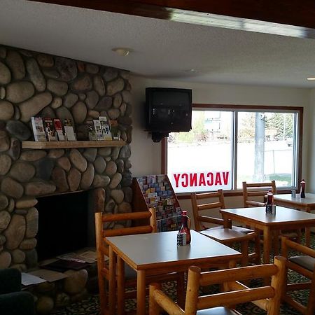 A Wyoming Inn Cody Exterior photo