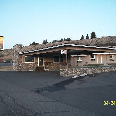 A Wyoming Inn Cody Exterior photo