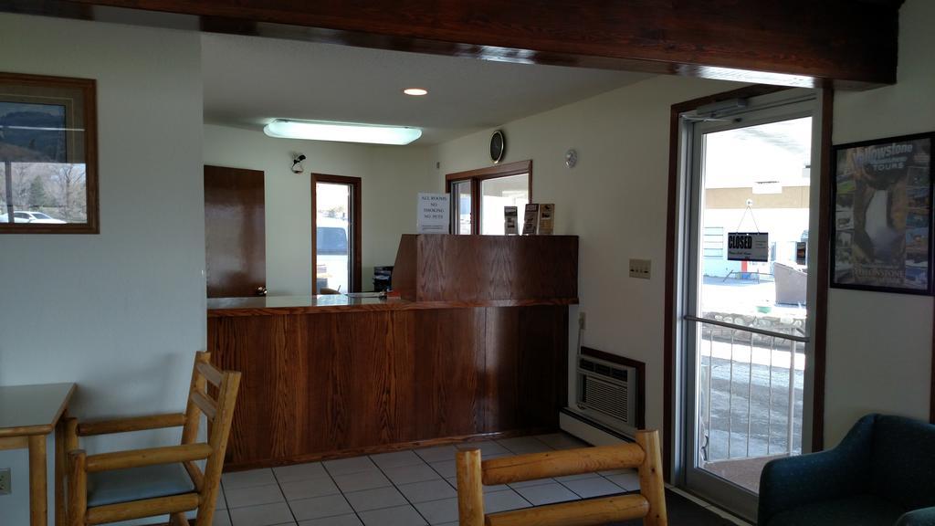 A Wyoming Inn Cody Exterior photo