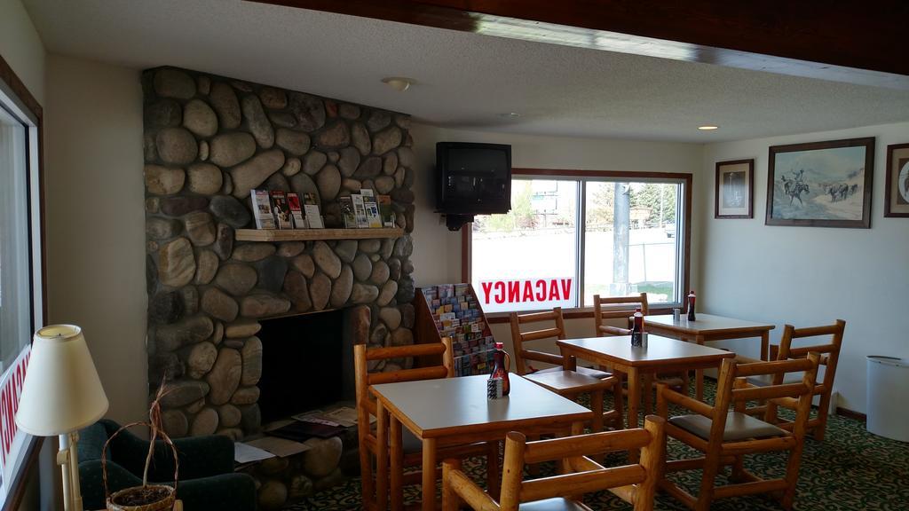 A Wyoming Inn Cody Exterior photo