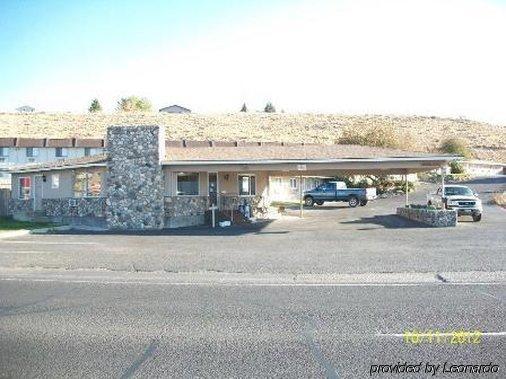 A Wyoming Inn Cody Exterior photo
