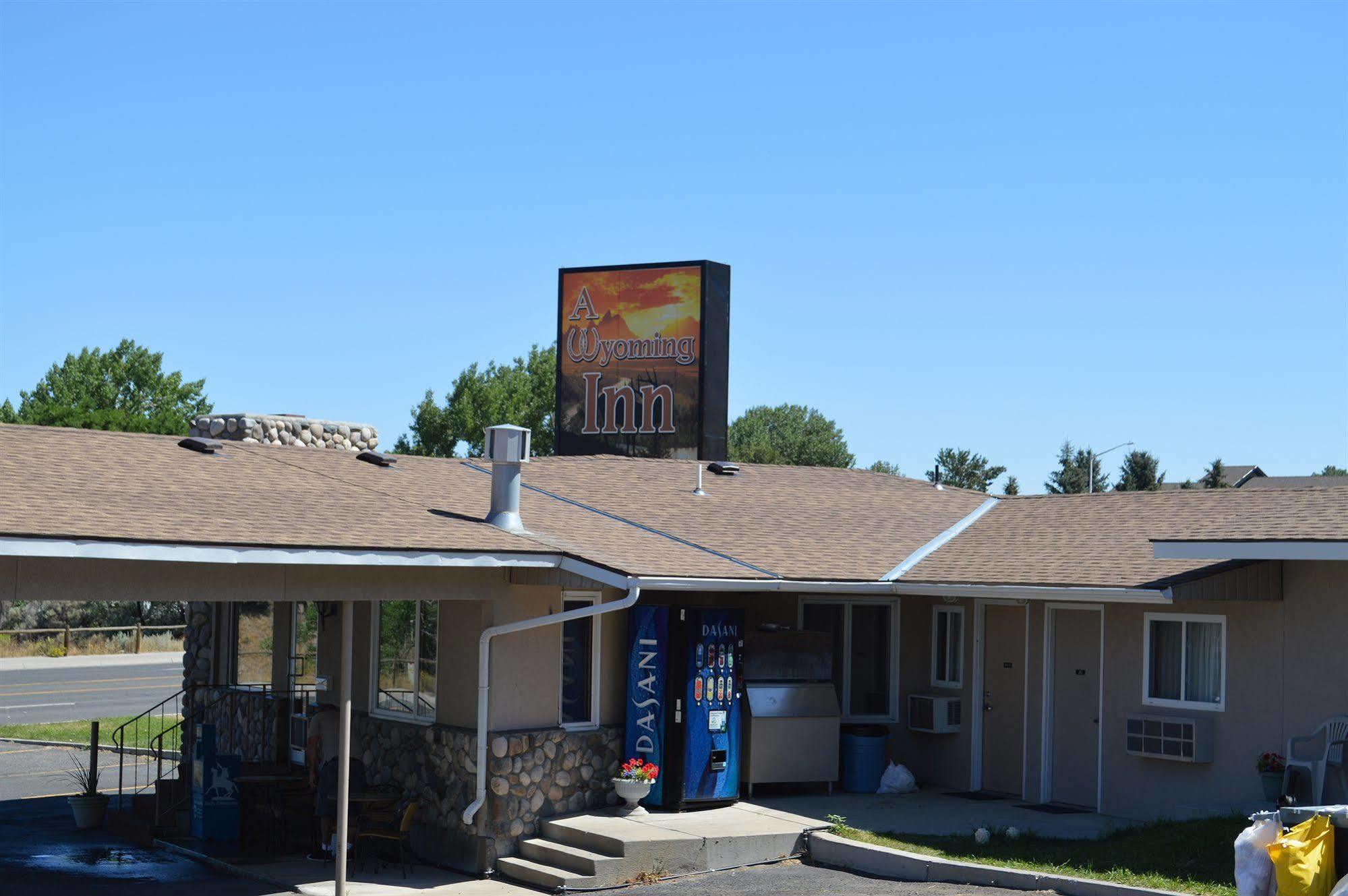 A Wyoming Inn Cody Exterior photo