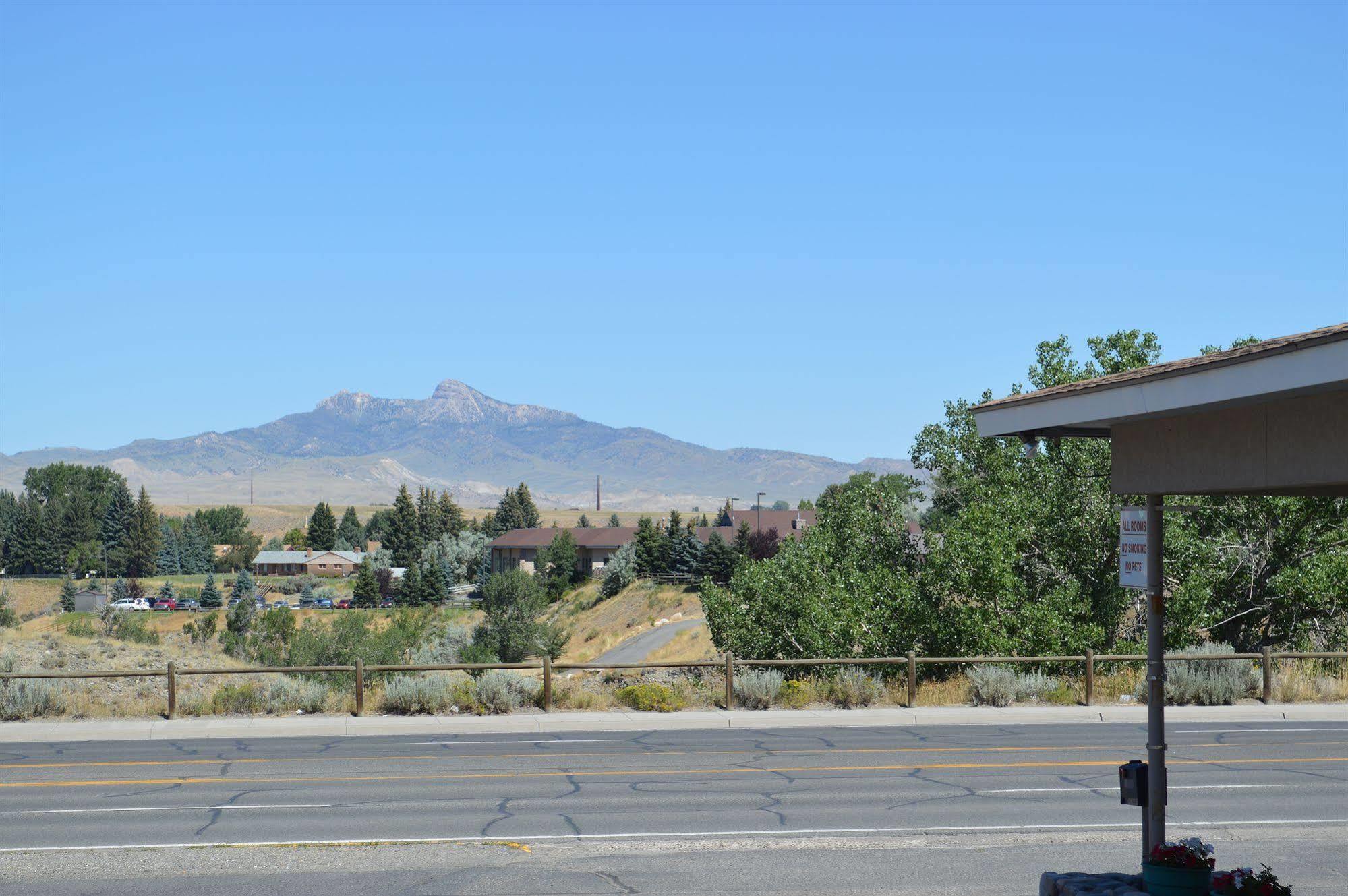A Wyoming Inn Cody Exterior photo